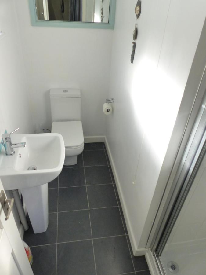 Carbis Bay Beach Apartment เซนต์ไอฟส์ ภายนอก รูปภาพ